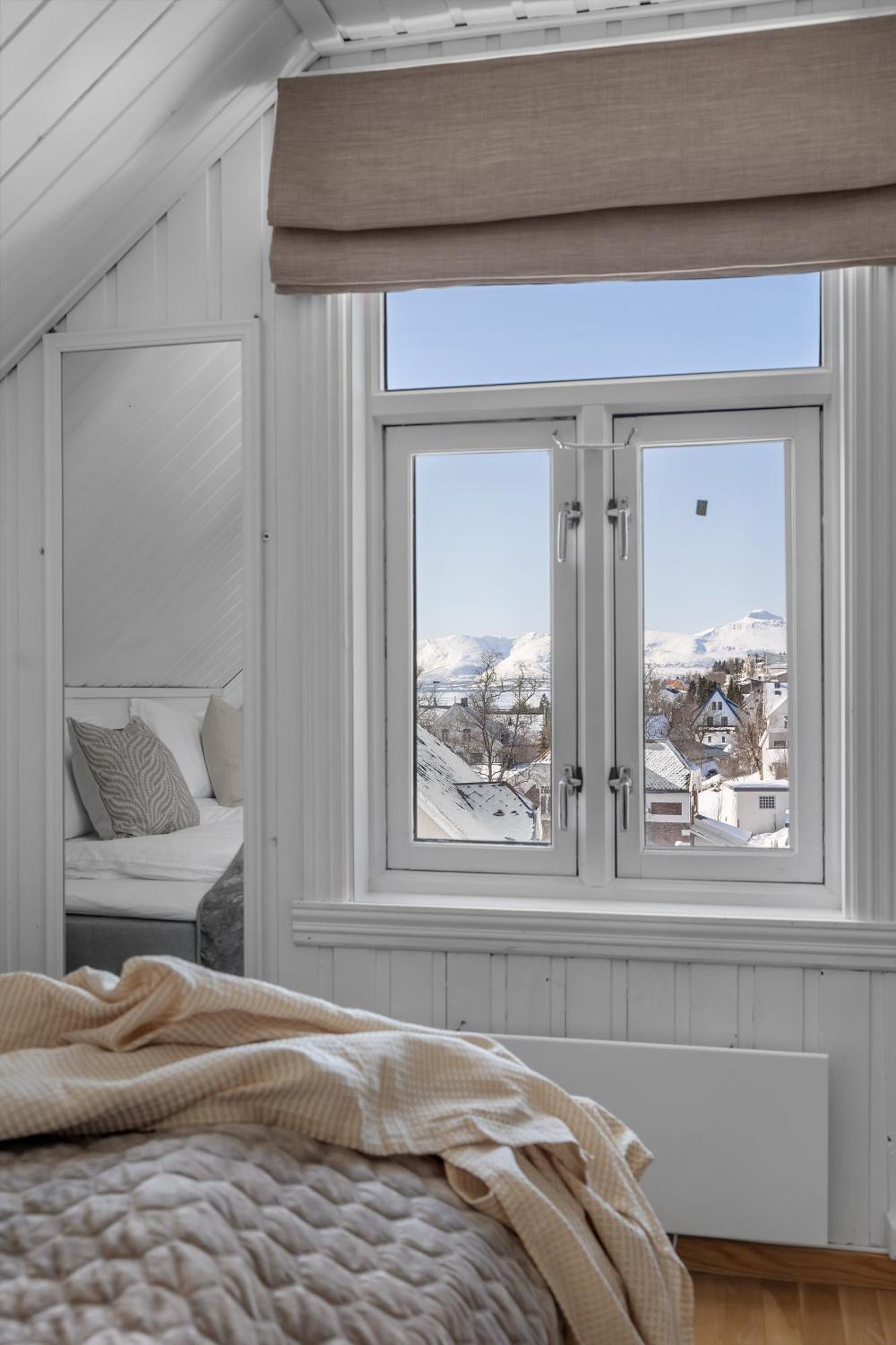 Cozy Central Loft Apartment With Amazing View Tromsø Exterior foto