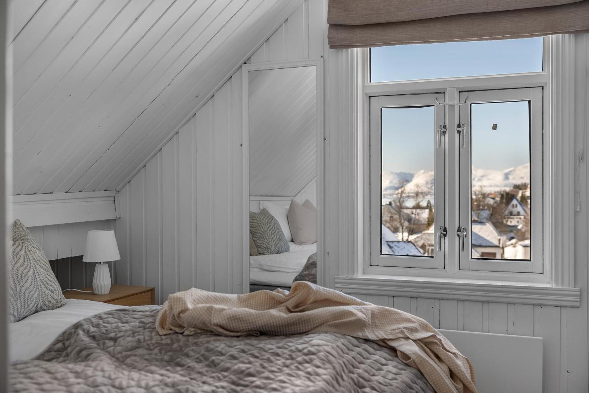 Cozy Central Loft Apartment With Amazing View Tromsø Exterior foto