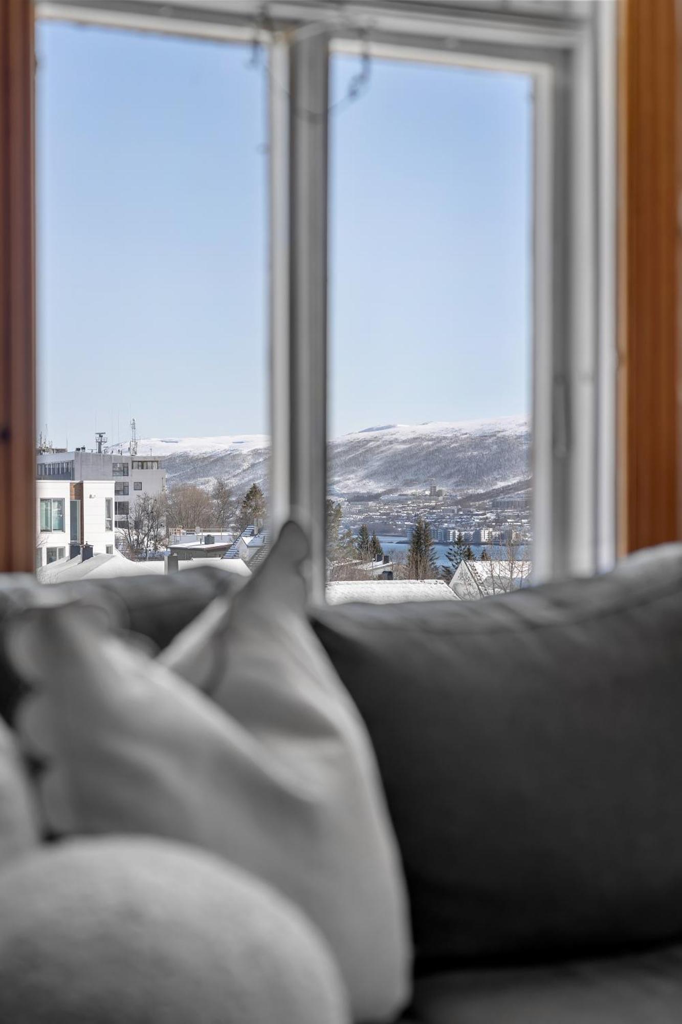 Cozy Central Loft Apartment With Amazing View Tromsø Exterior foto